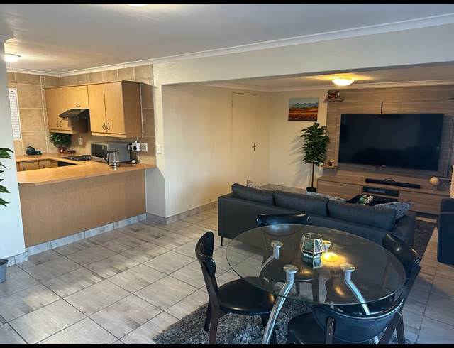 2 BEDROOM TOWNHOUSE RENTED IN PARKLANDS